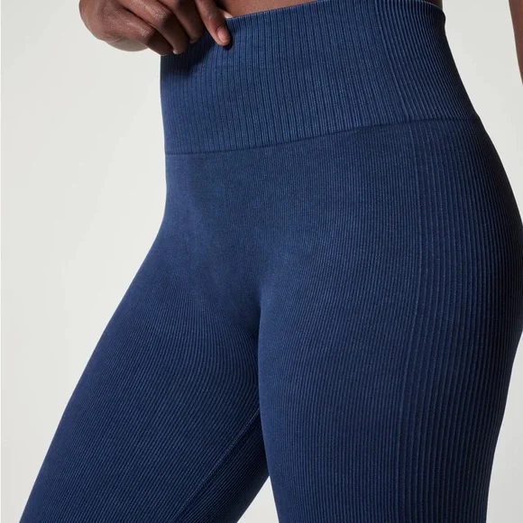 Soft stretch Leggings - Picture 3 of 11